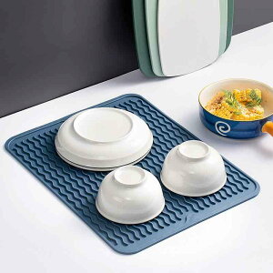 シリコン製 グラス & 食器 水切りマット 波型ドレーナー 耐熱 キッチントレー 鍋敷き ブルー  グリーン