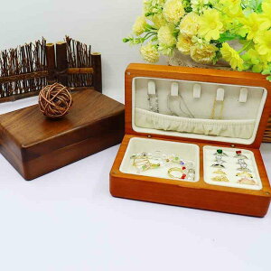 アクセサリーケース レディース 木製 大容量 ジュエリーボックス 携帯用 胡桃色 スクエア型 ネックレス 指輪 ピアス 収納ケース 旅行 記念日