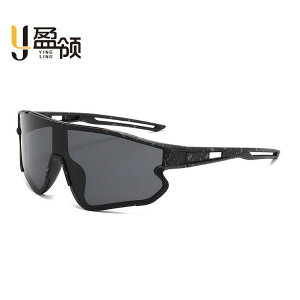 TOX LbY qp AEghA X|[c TCN jO t@bV UV400 O΍  ubN  zCg  u[ sNn