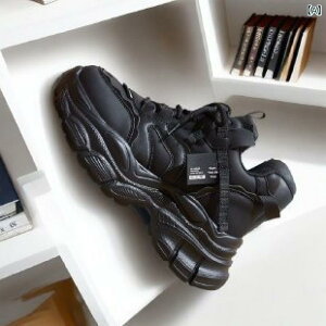 Xj[J[ fB[X ؍ jOV[Y JWA X|[cV[Y ? Xj[J[ wlC vbgtH[ ^C X^CAbv r ubN O[