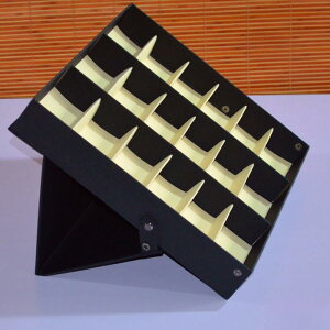 ዾP[X 18{[ KlW{bNX ዾ[P[X JE^[W [ TOX fBXvCP[X