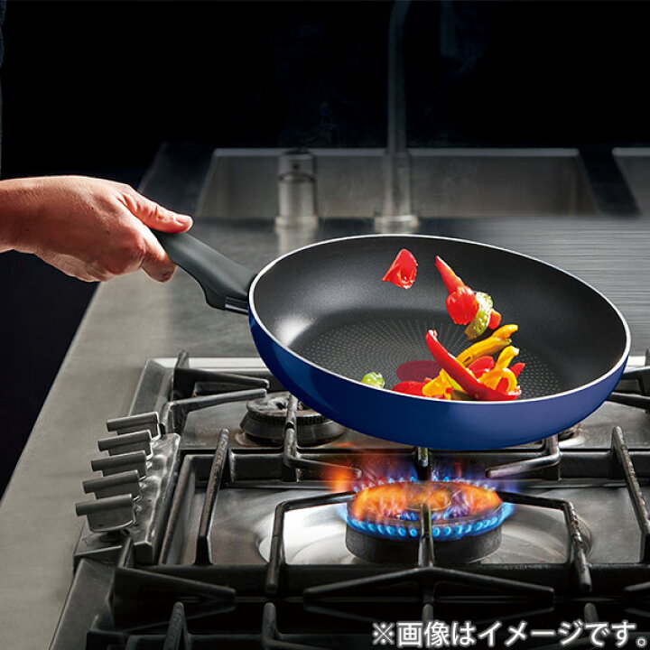楽天市場】【送料無料】 T-FAL ティファール ロイヤルブルー・インテンス ディープパン 22cm D52183 (ガス火専用)【取っ手付き フライパン 取手 ガス火 直火 シンプル チタン 耐久性 ふっ素樹脂 キッチン ギフト プレゼント】 : TOOL&MEAL 楽天市場】【送料無料】 T-FAL ティファール ロイヤルブルー・インテンス ディープパン 22cm D52183 (ガス火専用)【取っ手付き フライパン 取手 ガス火 直火 シンプル チタン 耐久性 ふっ素樹脂 キッチン ギフト プレゼント】 : TOOL&MEAL