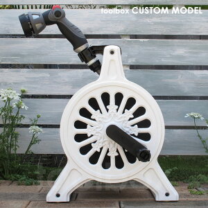 楽天市場 オリジナル カスタムモデル 三洋化成 ロゼットリール ホースリール ホワイト 白 おしゃれ 高品質 散水 水まき 水やり 洗車 ホースリール ｍ 散水ホース 庭 新築祝い のし対応 送料無料 Rr4stw 沖縄 離島配送不可 21春 庭道具屋 Toolbox 園芸