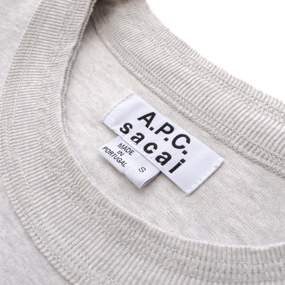 通販オンラインショップ  Tシャツ　グレー　新品 APC x Lサイズ　SACAI Tシャツ/カットソー(半袖/袖なし)