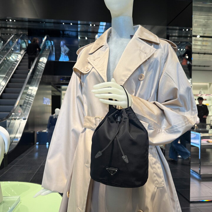 楽天市場】【そのまま渡せる プレゼント】 PRADA プラダ 正規品 巾着  