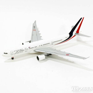 GAoX A330-200 tXR {ꉡ@ 1/200 2015N911 hogan Wings/z[KECOXs@ / s@͌^ / ͌^ / i / i͌^ [0526GR]