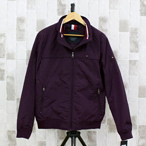  TOMMY HILFIGER g~[ qtBK[ X^hlbN tB[hSt{o[ WPbg FILLED GOLF BOMBER 152AP792 iC  h AE^[ u] Y uh gbvCY
