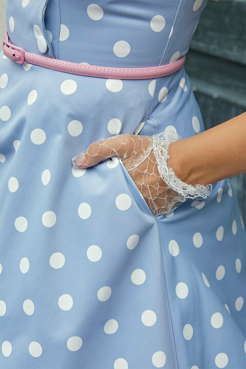 パーチナシティ 人 教養がある ロカビリー ワンピース 子供 香水 倉庫 履歴書