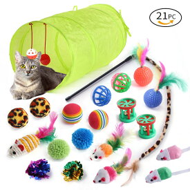 猫用おもちゃ・猫用品21点セット。猫用ボールじゃらしボールなど、多様なアイテムを含む猫用おもちゃのセットです。