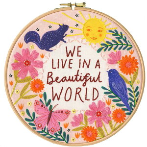 Bothy Threads t[Xeb`hJLbg "Sew Happy Embroidery - Beautiful World" ELFW2 {V[XbY yCO/[40`80xz
