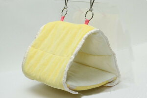 送料無料 | インコのおもちゃ 小鳥たちの寝床 三角ハウスL マルカン MB-121(インコのテント・ベッド・ハウス)