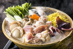 【期間限定 ポイント還元中】 送料無料 北海道 鶏白湯鍋 北海道産鶏もも肉100g×1袋、たこ入つみれ15g×6個、ツボ抜きいか100g×1尾、冷凍生ラーメン80g×1玉、たれ(濃縮:白湯仕立て)50ml×2袋