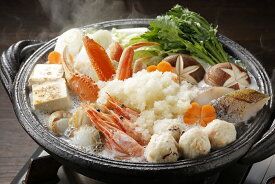 【期間限定 ポイント還元中】 送料無料 北海雪見鍋 ゆでずわいがにカット200g×1、ボイル海老×6、ボイル帆立×4、かに入つみれ×4、ツボ抜きいか100g×1、助宗鱈切身40g×3、大根おろし30g×2、たれ(濃縮醤油仕立て)50ml×2 お取り寄せ ギフト 詰合せ セット グルメ
