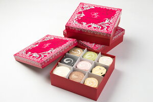 【期間限定 ポイント還元中】 送料無料 岐阜 「新杵堂」 ロールケーキタワー 約60g×18個(プレーン 、チョコ 、黒ごま、抹茶、苺、フランボワーズ、マンゴー、マロン、紅茶 各2個) お取り