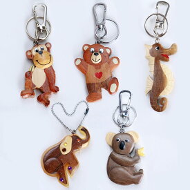 キーホルダー 動物モチーフ キャラクターモチーフ キーリング 雑貨 ギフト こども 木製 木材 手作り 手づくり グッズ 可愛い かわいい レトロ ナチュラル 雑貨 木のおもちゃ チャーム キー 鍵 飾り カバン飾り バッグチャーム ヴィンテージ雑貨 ヴィンテージ ヨロパ感性