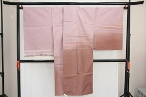 訳あり実店舗キャリー在庫 正絹 羽織 コート地 反物 本場大島紬 うす紫×小豆 女性用 着物 和装 道行 道中着 たまゆら 羽尺 未仕立て品 メール便不可 送料無料 送料込み