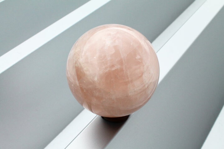 楽天市場】ローズクォーツ 丸玉｜4Kg 140mm 台座付属 一点物 送料無料 
