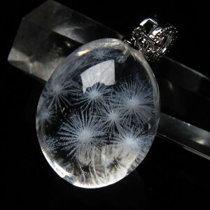  y_g [U[ NX^NH[c Crystal Quartz y_ggbv Pendant lbNX Necklace NANH[c Y fB[X _ [] 112-4397