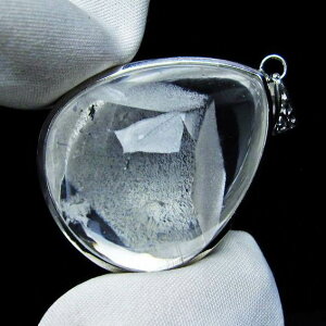 zCgt@g y_g phantom quartz pendant e t@gNH[c y_ggbv H쐅 S[XgNX^ Y fB[X _ [] 112-8335