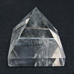  s~bh u   p[`[W  Crystal quartz _ 145-1041