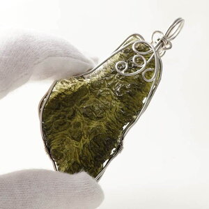 _oCg y_g ӕʏt _E y_ggbv moldavite pendant 覐ΗR VRKX  _  199-124