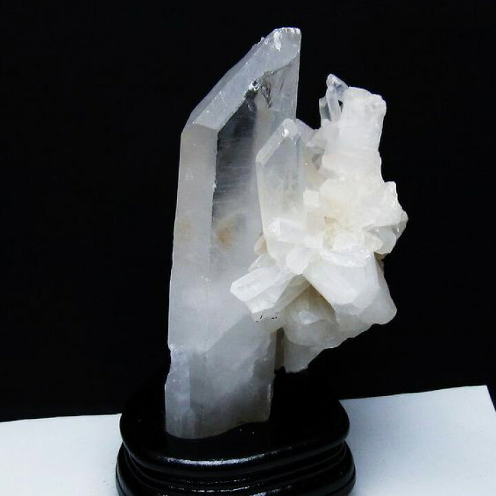 楽天市場】1.4Kg 水晶 クラスター 水晶 原石 マダガスカル産 crystal 
