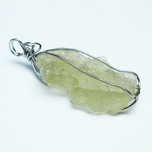 ���r�A���O���X �y���_���g libyan desert glass �y���_���g�g�b�v ���r�A���K���X ���r�A���f�U�[�g�O���X pendant ��_�� �������� 112-13587