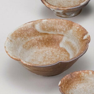 HB鼠志野 輪花六兵衛向付 538-00070(Z1201-76)皿 お皿 丸皿 美濃焼き 日本製 国産陶器 飲食店 ホテル レストラン 旅館 料亭 カフェ 懐石料理 居酒屋 ギフト プレゼント おしゃれ 食器 和食器 洋食