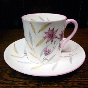 ◆アンティーク食器・陶磁器　シェリー　デミタス　カップ＆ソーサー　ピンクの花柄◆