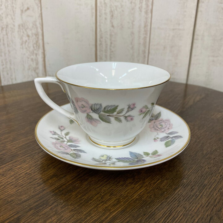 楽天市場】ヴィンテージ トリオ ティーカップ＆ソーサー Royal  