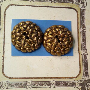 アンティーク ボタン 古いメタル 22mm 二つ穴 ヴィンテージ ソーイング 裁縫 手芸 雑貨 かわいい メール便OK