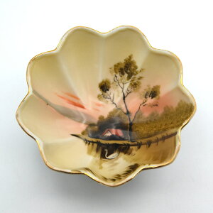 AeB[N rt{E M {{fBbV Shofu  nhyCg pAop 1900NO Be[W Lb` CeA BG e[uEFA H u gC 