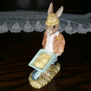 Be[W tBMA Bunnykins ojLY t Gardener K[fi[ Royal Doulton Chg CMX 1995N AeB[N CeA BG u IuWF   