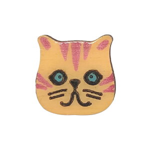 ハンドメイド ピンバッジ 木製 ふとっちょ猫 英国製 ベクベクメイクス ピンブローチ ピンズ 欧州雑貨 手作り おしゃれ かわいい 軽い Bekbek Makes 動物 メール便OK 在庫限り