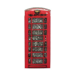 ハンドメイド ピンバッジ 木製 イギリス 電話ボックス 英国製 ベクベクメイクス ピンブローチ ピンズ 欧州雑貨 手作り おしゃれ かわいい 軽い Bekbek Makes テレフォンボックス 赤 メール便OK