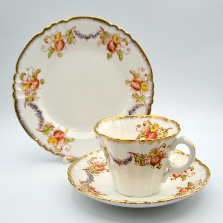 楽天市場】アンティーク トリオ ティーカップ＆ソーサー Royal Albert  