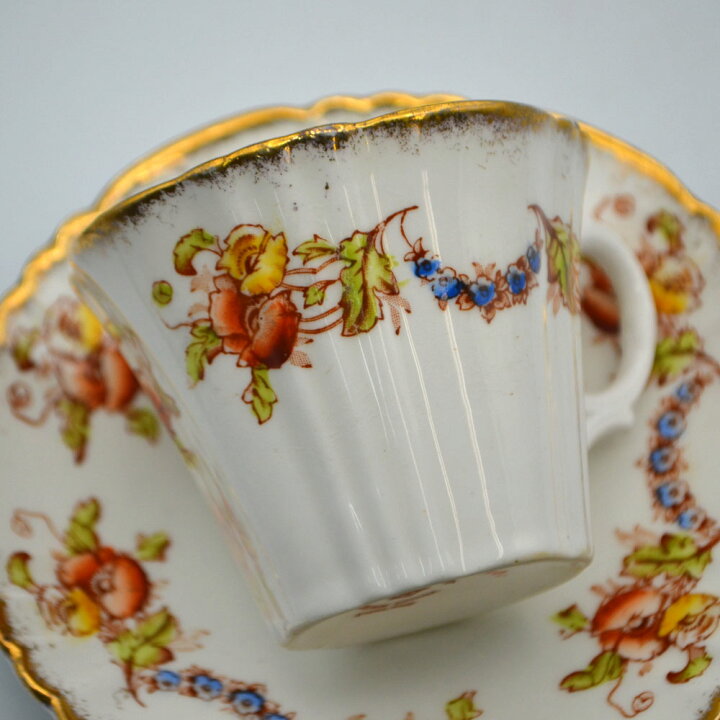 楽天市場】アンティーク トリオ ティーカップ＆ソーサー Royal Albert 