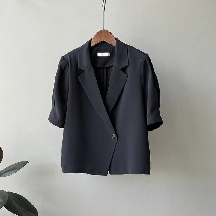 楽天市場 テーラードジャケット レディース シャツジャケット コート アウター サマージャケット おしゃれ 細見える 涼しい 羽織 ブレザー 薄手 半袖 5分袖 ブラック ホワイト 無地 ショート丈 女性 カジュアルジャケット お洒落 夏物 通勤 フォーマル デート ギフト