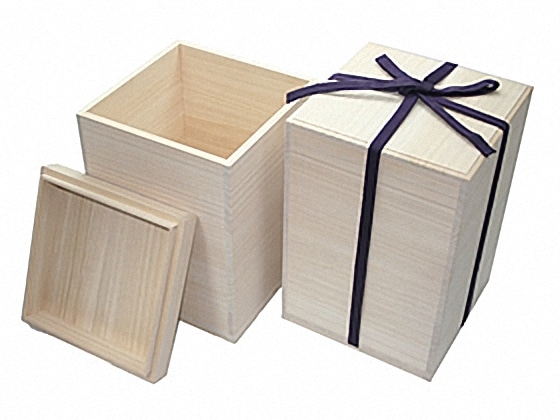 日本全国 送料無料 サイズ交換ＯＫ 陶磁器の贈答 保管に適した桐製の箱です 作品をより美しく見せてくれます 陶芸 桐箱 紐付蓋印籠 6.5寸壺 pro-asia.com pro-asia.com