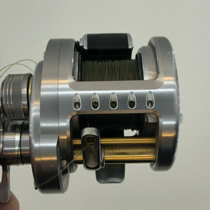 楽天市場】シマノ 09カルカッタコンクエスト200DC右ハンドル 中古品 