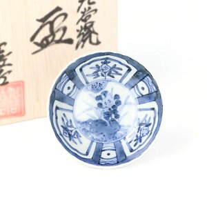 J u ˕u / R{ y{pqz |  u  ؔ