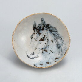 九谷焼 盃 午/田中正人 ＜送料無料 2026年 十二支 午年 丙午 酒器 盃 ぐい呑 人気 ギフト 贈り物 結婚祝い/内祝い/お祝い/＞ 桐箱入り 桐箱入り