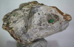 yN[|10%OFFzoTCg Variscite on Quartz 88x64x51mm VRC-8