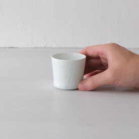 波佐見焼 agasuke 盃 水空 Φ5.5×高さ5cm 約80ml 酒器 日本酒 熱燗 はさみ焼 磁器 水色 エッセンス ギフト 贈り物 通販【essence】 HASAMI おしゃれ