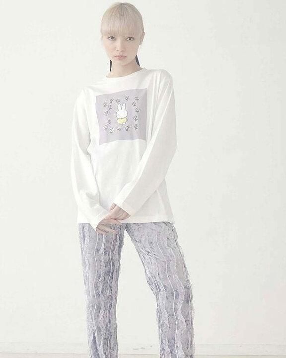 楽天市場 セール Off メリージェニー Miffy Garden Bruna Tee ブルーナガーデンティー ミッフィー Tシャツ カラフル 長袖 おしゃれ レディース ブランド ミッフィーグッズ コラボ 女性 服 カバンの店 東西南北屋 楽天市場 セール Off メリージェニー Miffy Garden Bruna Tee ブルーナガーデンティー ミッフィー Tシャツ カラフル 長袖 おしゃれ レディース ブランド ミッフィーグッズ コラボ 女性 服 カバンの店 東西南北屋