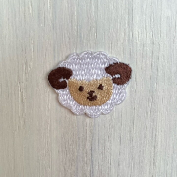 楽天市場】ヒツジ 羊 (小） 動物 刺繍 ワッペン アップリケ アイロン 