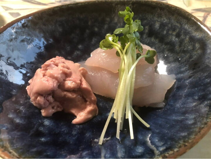 楽天市場 送料無料 富山産天然ウマヅラハギ 肝つき 1kg相当 大きめ2尾 3尾 食品 お刺身 刺身 柵 煮付け 塩焼き 昆布締め 肝醤油 富山 富山湾 富山県 魚 鮮魚 海鮮 真空パック おまかせ 調理が楽 グルメ お取り寄せグルメ ギフト 酒の肴 食べ物 酒 おつまみ 寿司 楽天市場 送料無料 富山産天然ウマヅラハギ 肝つき 1kg相当 大きめ2尾 3尾 食品 お刺身 刺身 柵 煮付け 塩焼き 昆布締め 肝醤油 富山 富山湾 富山県 魚 鮮魚 海鮮 真空パック おまかせ 調理が楽 グルメ お取り寄せグルメ ギフト 酒の肴 食べ物 酒 おつまみ 寿司