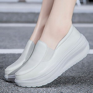 介護士 外反母趾 カジュアル 病院 オフィス 白 軽い クッション 船底 スリッポン 厚底 痛くない 疲れない靴 疲れにくい 履きやすい 通気性 レディース 婦人靴 ナースシューズ スリッポン 看