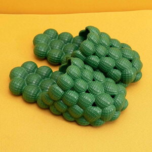 おしゃれ 滑り止め 夏 スリッパ シャワーサンダル レディース メンズ 通気性 柔らかい バススリッパ オフィス かわいい サンダル 夏用 速乾 お風呂場 軽量 痛くない EVA 洗える 室内履き カジ