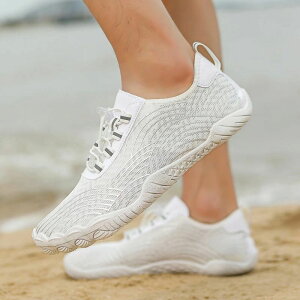 AEghAo[g[XV[Yr[`V[Y~߃EF[fBOV[Yp5{wV[YtBbglXoR